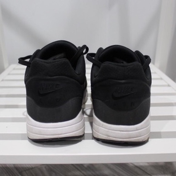 Reflective Nike Air Max 1 - Picture 3 of 7